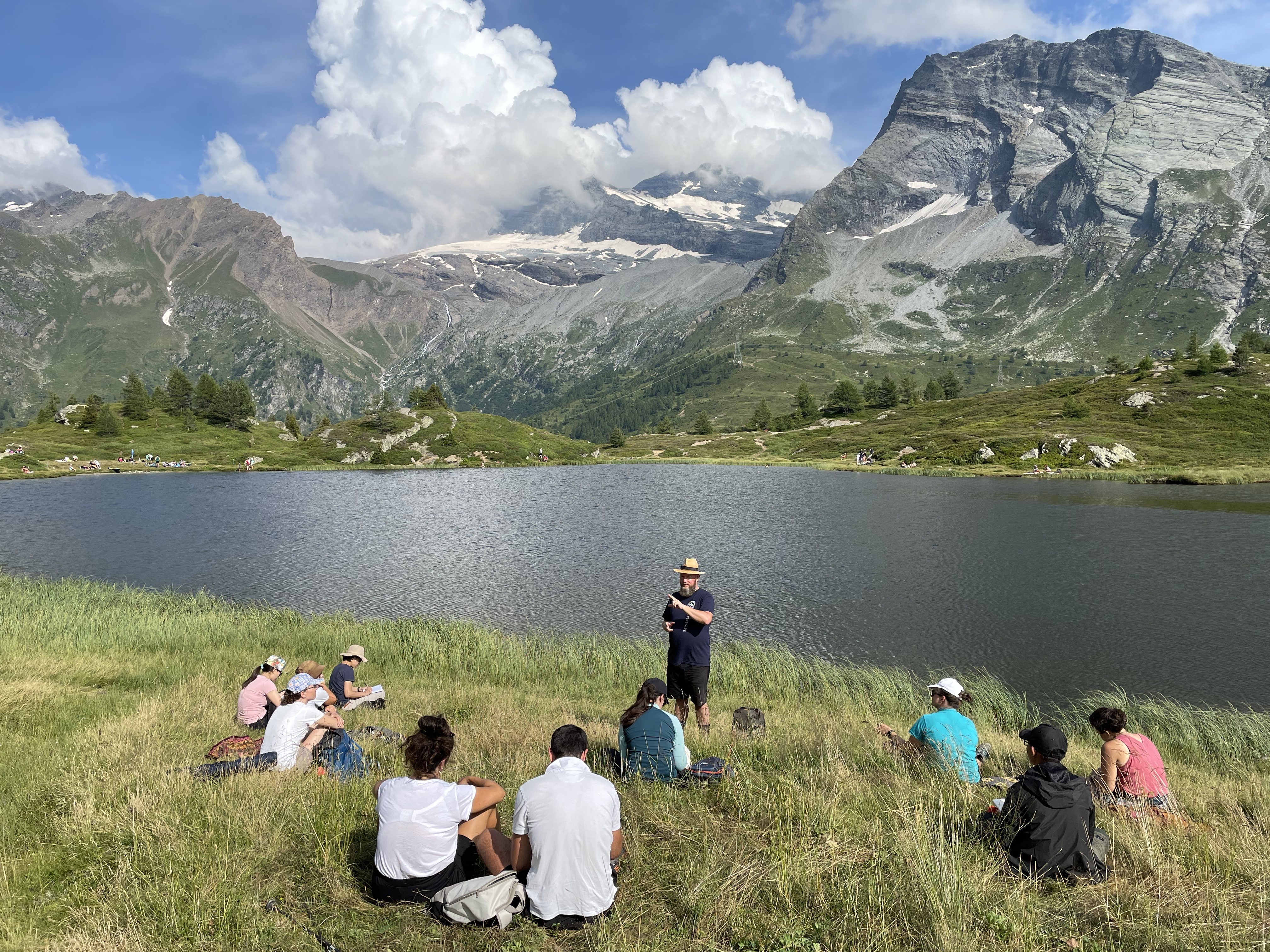Spiritual Exercices in the Swiss Alps. A sacred journey in the heart of nature.